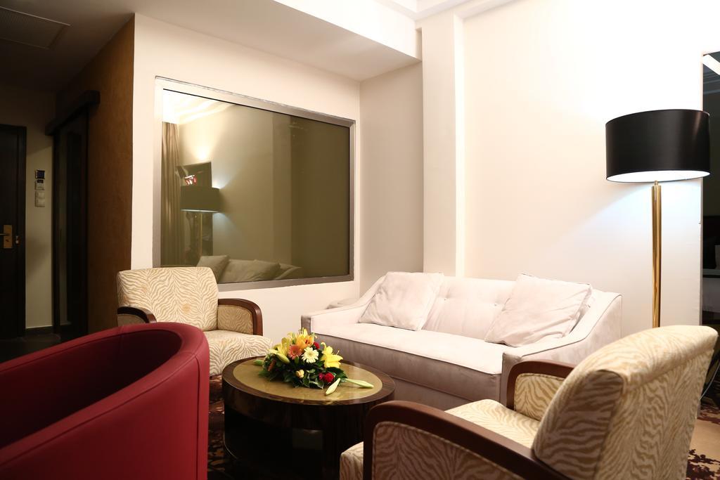 Hôtel Fleur de Lys Plateau Dakar Exterior foto